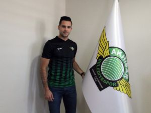 Akhisar Belediyespor Aradığı Stoperi Çin’de Buldu