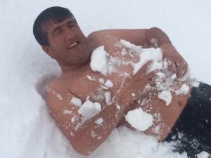 Soğuk Havada Üşümeyenler Dikkat !