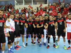 Voleybol Milli Takımları Milenkoski Ve Guedetti’ye Emanet