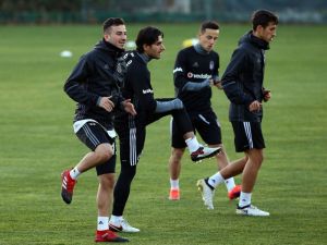Beşiktaş, Hazırlarını Sürdürüyor