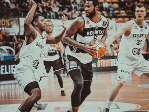 Beşiktaş Polonya’dan Zaferle Döndü