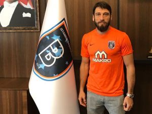 Egemen Korkmaz İmzayı Attı