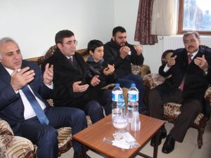 Bakan Eroğlu, Kahraman Şehidin Ailesine Taziyede Bulundu
