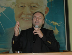 Araboğlu'ndan Kutlama Mesajı