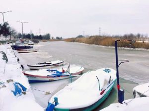 Çanakkale’de Çay Buz Tuttu