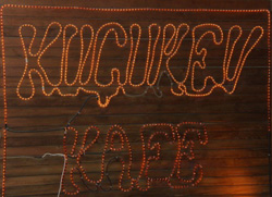 Küçük Ev Büyüyor