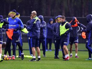 Fenerbahçe Hazırlıklarını Sürdürdü