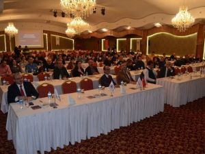 Trabzon’da Görev Yapan Aile Hekimleri’ne Yönelik Bilgilendirme Toplantıları Sürüyor