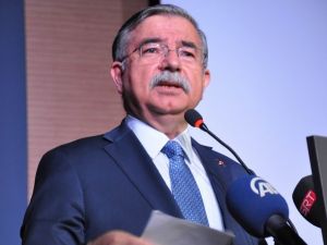 Bakan Yılmaz Yeni Müfredatı Yarın Açıklayacak