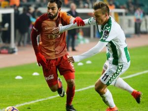 İlk Yarıda Eşitlik Vardı
