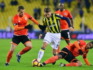 Fenerbahçe’ye Adana Çelmesi