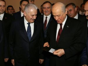 Yıldırım’dan Bahçeli’ye Kimlik Jesti