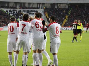 Antalyaspor Bu Sezon Bir İlki Gerçekleştirdi