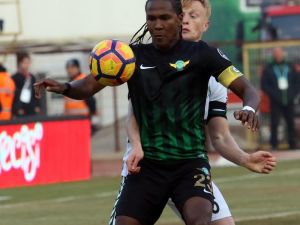 Akhisar Belediyespor, Kayseri Maçına Rodallega’sız Çıkacak