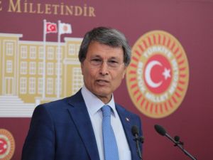 Halaçoğlu: Devlet Bahçeli İstifa Etmemi İstemedi