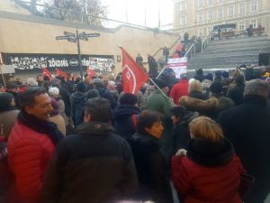 Macaristan’da Metro Protestosu