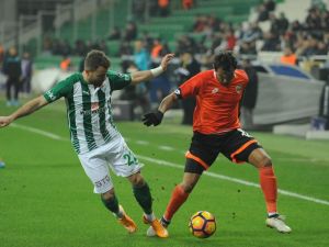 Bursa’da İlk Yarı Golsüz Geçildi