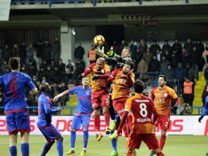 Aslan Karabük’e Boyun Eğdi