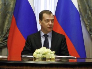 Medvedev Yeniden Genel Başkan Seçildi