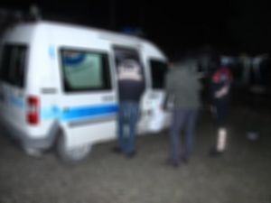 Otobüsteki Yolcudan Dinamit Lokumu Çıktı