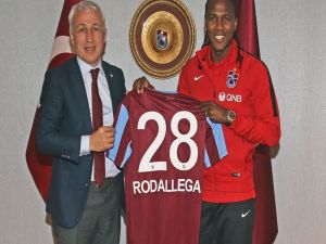 Trabzonspor’un Yeni Golcüsü Takıma Katıldı