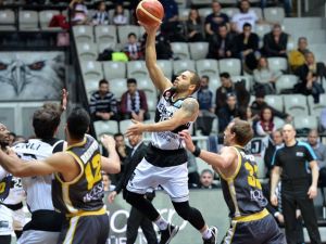 Beşiktaş Sompo Japan, Alman Ekibi Mağlup Etti