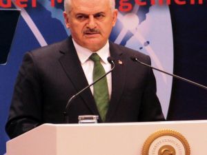 Başbakan’dan ’Duvar’ Eleştirisi