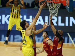 Nefes Kesen Derbi Fener’in