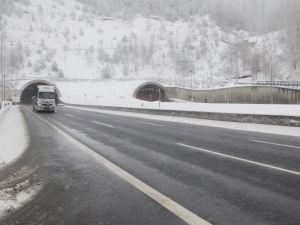 Bolu Dağı’nda Kar Yağışı Etkisini Artırdı