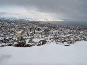 Trabzon Şehir Merkezi 1 Yılın Ardından Karla Tanıştı