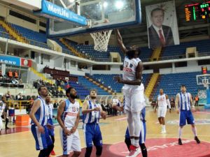Seyircisiz Maçta Kazanan Trabzonspor