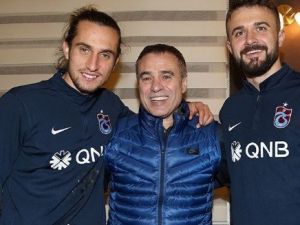 Onur Ve Yusuf Yazıcı’ya Kutlama