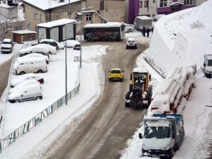 Artvin’de Kar Yağışı Etkisini Arttırdı