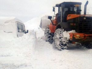 Bin 474 Mahalle Ve Köy Yolu Ulaşıma Kapandı