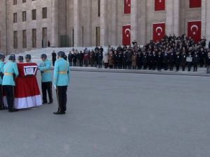 Cenaze Törenine Kılıçdaroğlu Da Katıldı