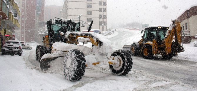 Rize'de Kar Yağışı Ulaşımı Etkiliyor