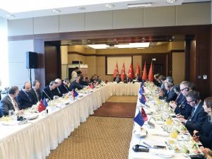 Kılıçdaroğlu Ab Büyükelçileriyle Kahvaltı Yaptı