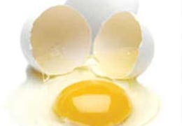 Çiğ Yumurta Hasta Ediyor