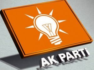 Ak Parti Yeni Anayasayı İlçe Başkanlarına Sordu