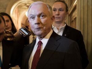 Tump’ın Adayı Sessions Adalet Bakanı Seçildi