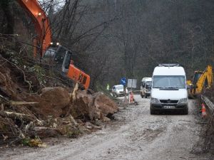 Giresun-şebinkarahisar Grup Yolunda Heyelan