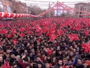 İşte Ak Parti’nin Referandum Şarkısı: "Tabi Ki Evet"