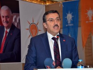 Bakan Tüfenkci: Aldatmacalara İnanmamamız Lazım