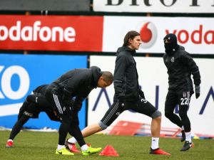 Beşiktaş Ara Vermeden Başladı