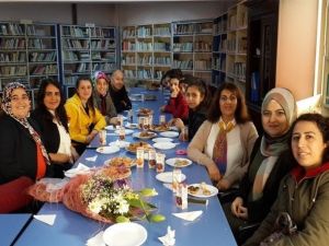 Artvin’de Sigarayı Bırakanlara Başarı Belgesi Verildi