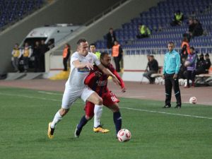 Mersin’de 4 Gol Var, Kazanan Yok