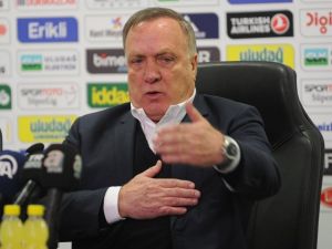 “Beşiktaş’ın Dünya Üzerinde Çok Fazla Dostu Var Herhalde”