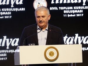 "Değişime Direnenler Tarih Sahnesinden Yok Oluyor"