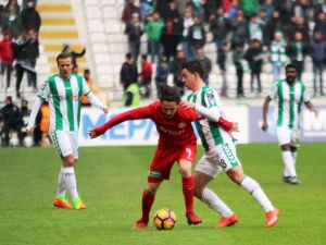 Antalya 9 Kişiyle Direndi!