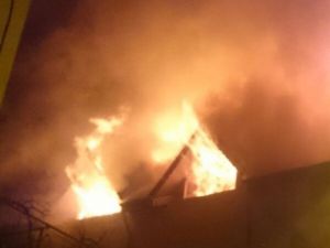 Trabzon’da Ev Yangını: 1 Ölü, 1 Yaralı